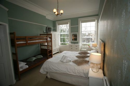 Blossoms York Guesthouse Bagian luar foto